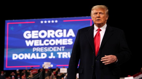 Donald Trump sieht sich bei Kundgebung in Georgia weiter als Wahlsieger