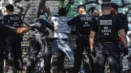 "Zeitnah durch neue Personen ersetzt" – Polizei gibt Auskunft zu Drogenhändlern an Berliner Hotspots