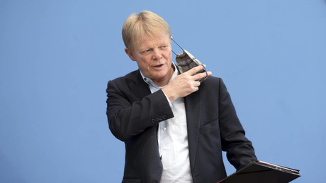 DGB-Chef Hoffmann: "Viel zu viele Menschen sind ärmer geworden"