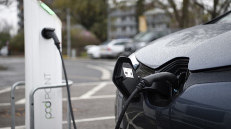 Medienbericht: Wirtschaftsministerium plant erzwungene Ladepausen für Elektroautos