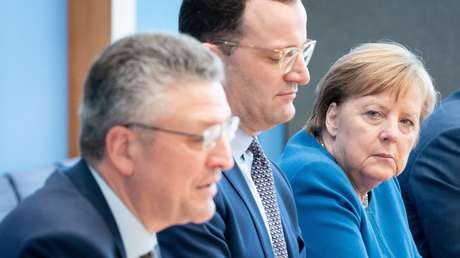 Infektiologe Matthias Schrappe: "Frau Merkel hat sich in einen Tunnel vergraben"