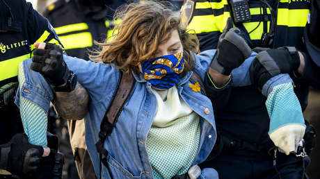 Extinction Rebellion von der Polizei festgesetzt