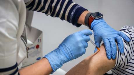 Irland: Impfkommission rät zum vorläufigen Stopp von AstraZeneca-Impfungen