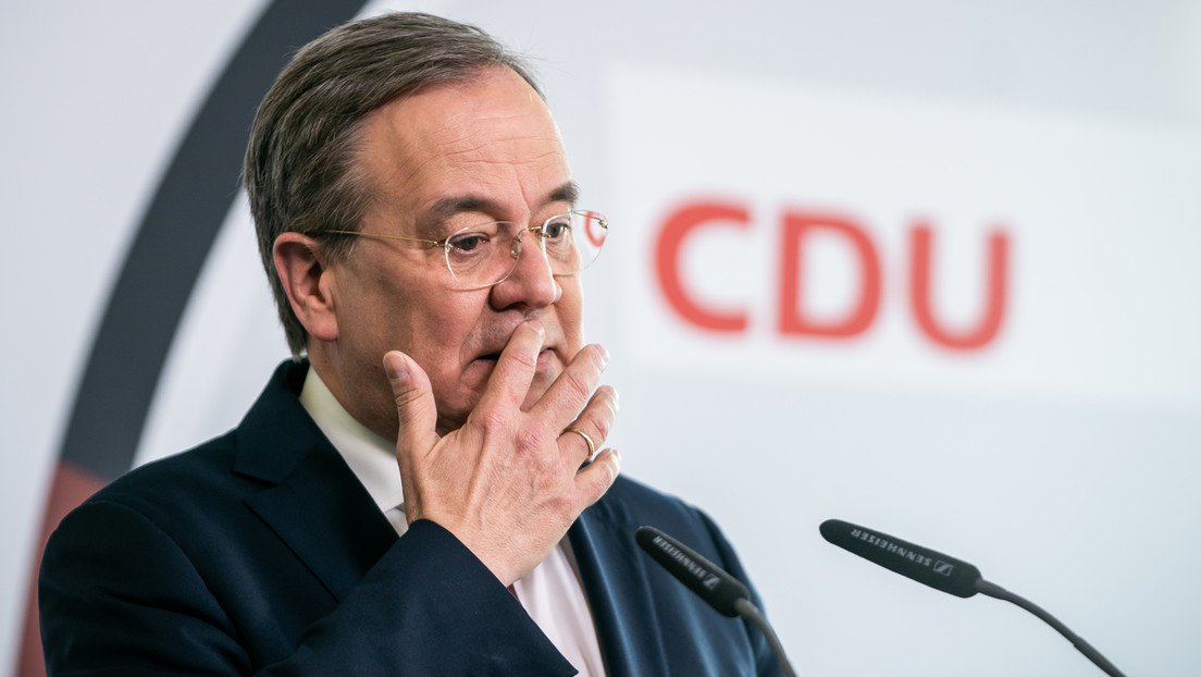Fernanda Velez Will Lieber Zwei Als Einen Fernanda Velez Will Lieber Zwei Als Einen
