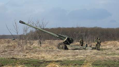 Kreml kommentiert Truppenverlegung in Südrussland: Russische Armee "wandert nicht herum"