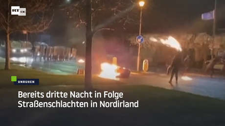 Nordirland: Bereits dritte Nacht in Folge Straßenschlachten zwischen Jugendlichen und Polizei