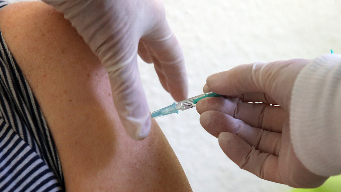 Mediziner Kern zu RT: "Die Impfung ist der einzige vernünftige Ausweg aus der Pandemie"