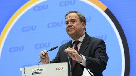 Laschet will kein Auslaufdatum für Verbrennungsmotoren – und zweifelt an Elektroautos