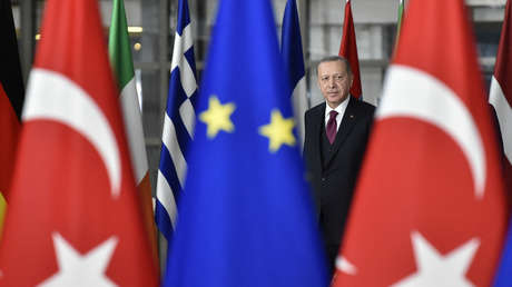 Beziehungen zusehends schlechter: EU-Parlament für Aussetzung der Beitrittsgespräche mit Türkei