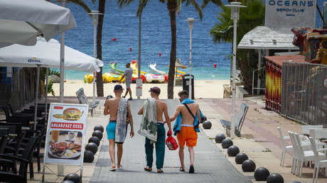 Kurz vor Beginn der Urlaubssaison: Spanien erleichtert Einreise für einige Touristen