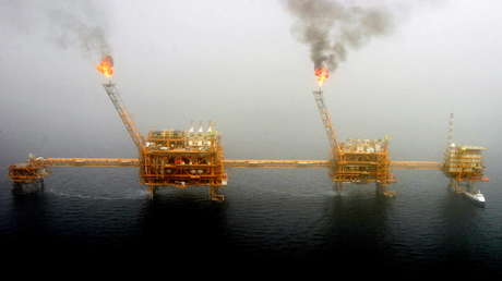 Iran startet Produktion auf riesigem Offshore-Ölfeld
