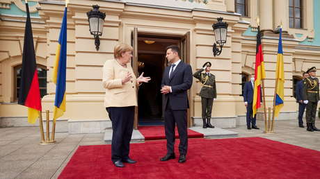Merkel in Kiew zum Donbass-Konflikt: "Ukraine lehnt Gespräche mit Separatisten richtigerweise ab"