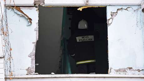 Gasexplosion in Baltijsk: Hausbewohner werfen Kinder aus Fenster (Video)