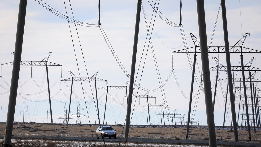 کمبود انرژی به دلیل ارز دیجیتال: قزاقستان برق از روسیه خریداری می کند