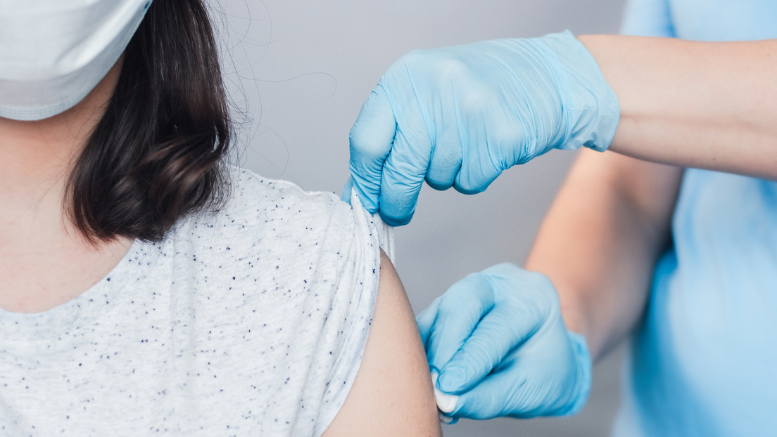 مشکلات قلبی پس از واکسیناسیون تاج - و گزارش های بیشتر و بیشتر از مرگ و میر جوانان