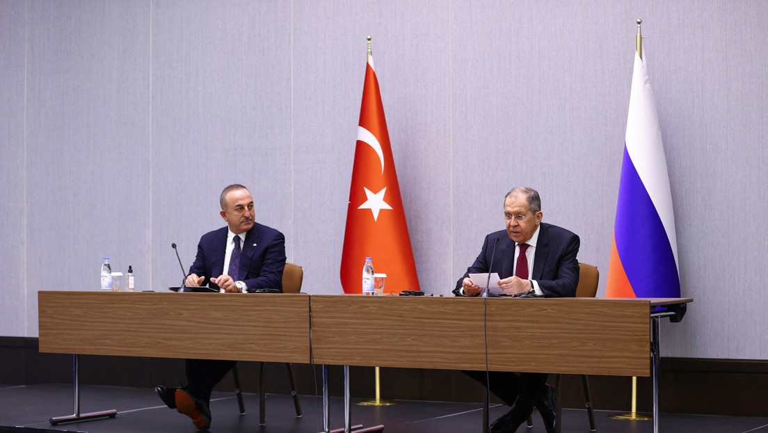 لاوروف: ترکیه باید در همکاری نظامی با اوکراین تجدید نظر کند