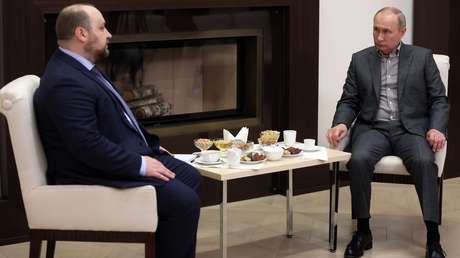 Putin erhält Auffrischimpfung und bietet sich für Impfexperiment an