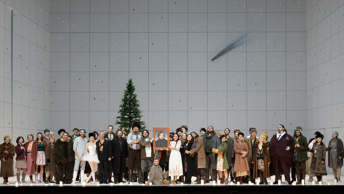 "کریسمس" ذخیره!  - اپرای خارق العاده ریمسکی-کورساکوف در فرانکفورت آم ماین اکران خود را جشن می گیرد.