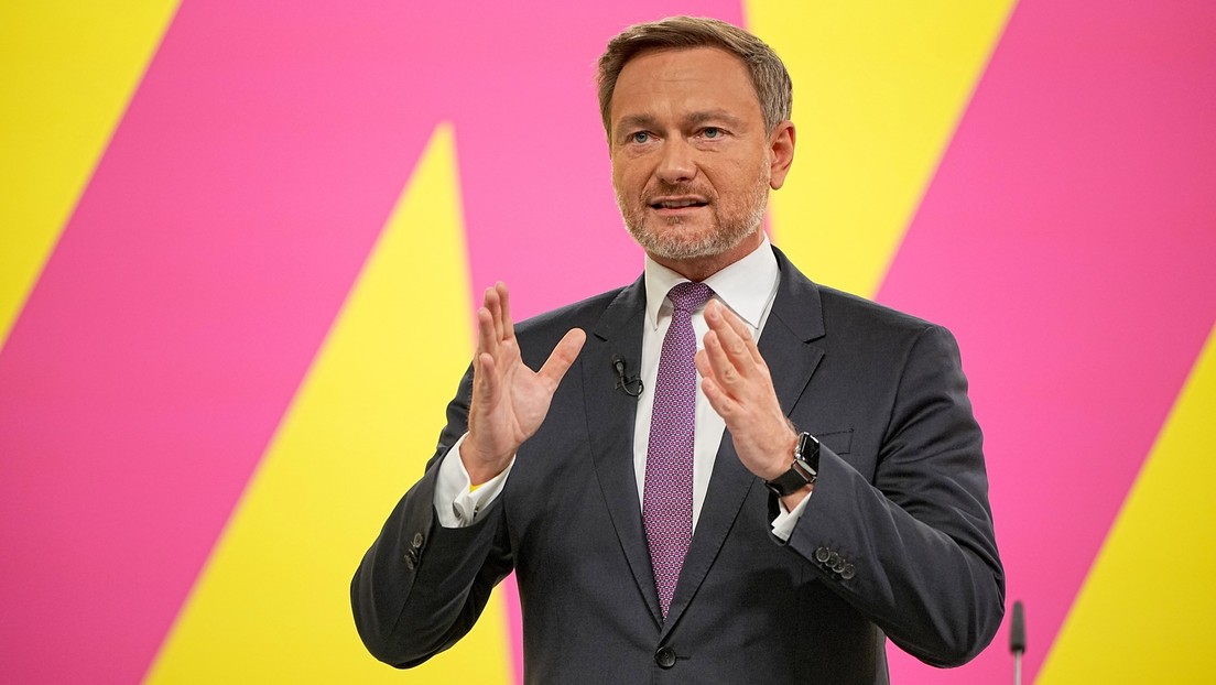 FDP-Parteitag stimmt Ampel-Koalitionsvertrag zu