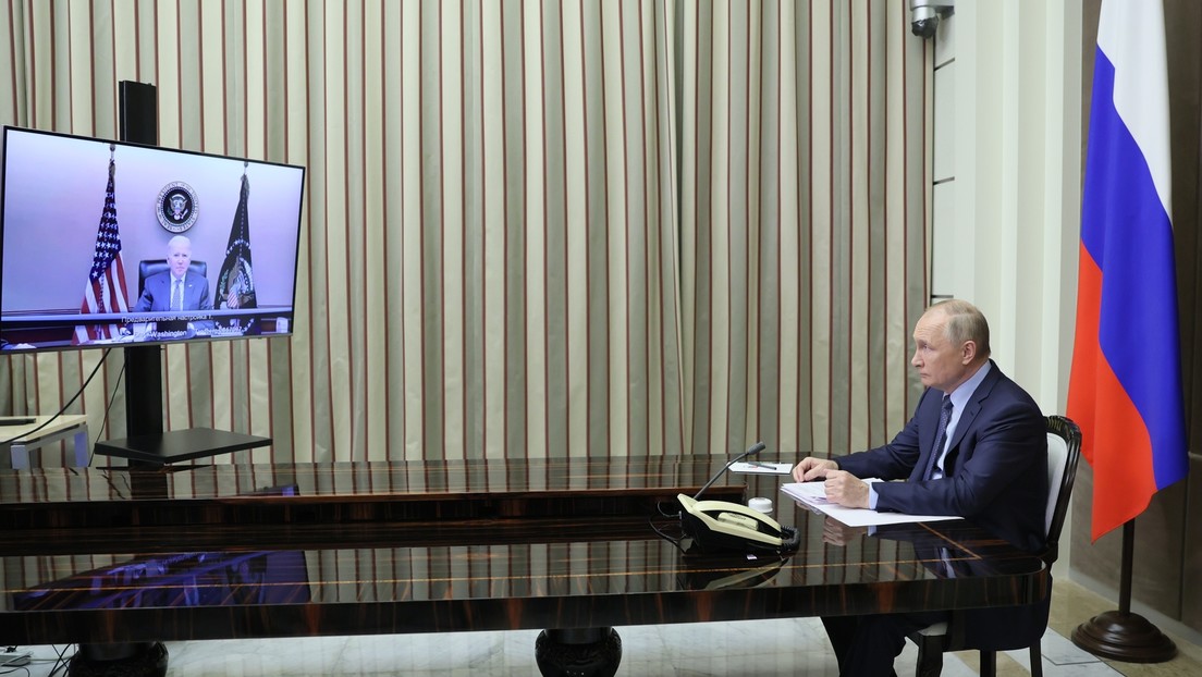 اولین ویدئو کنفرانس بین پوتین و بایدن آغاز شد