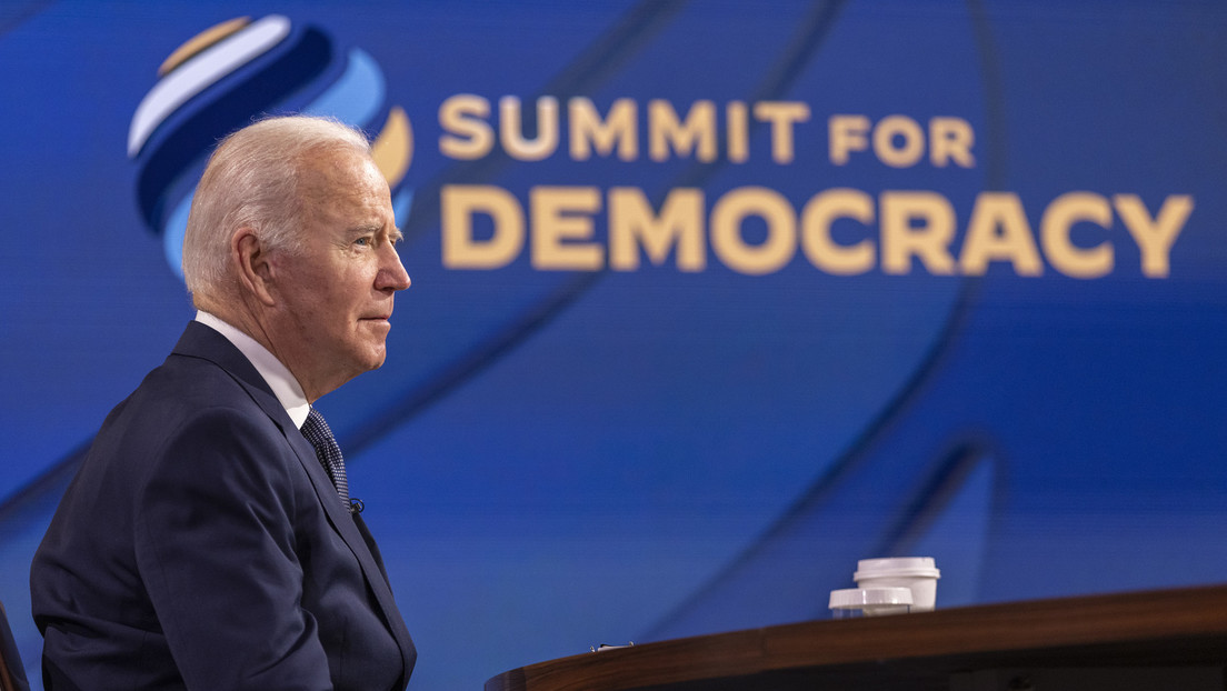 Die Riege der Champions – Biden schart über hundert Staaten zum "Demokratie-Gipfel" um sich