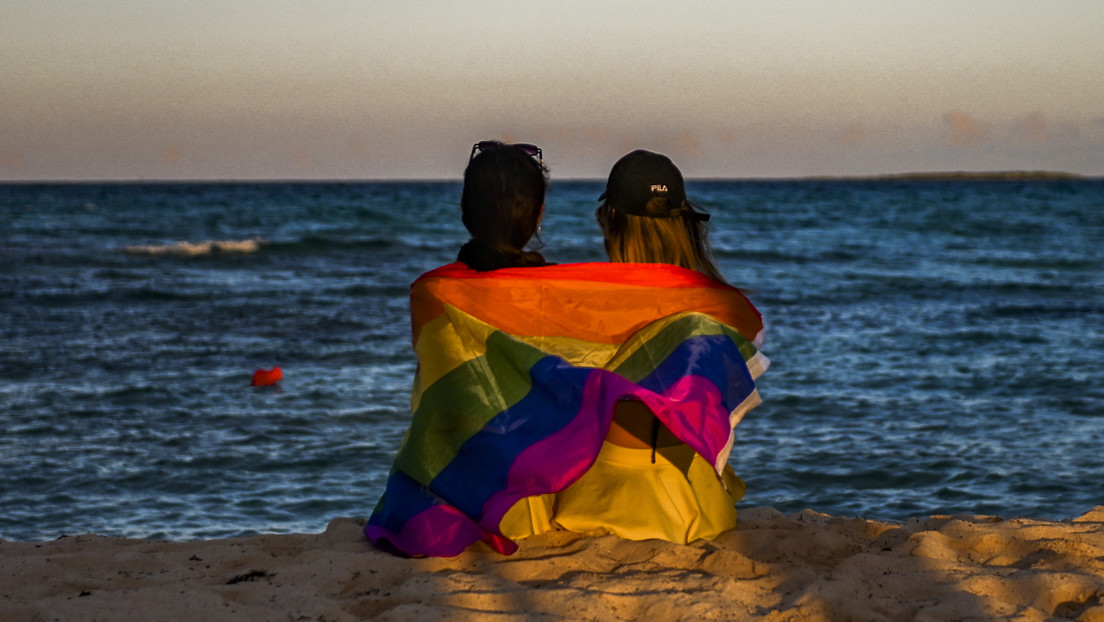 دیوان عدالت اتحادیه اروپا حقوق زوج های دگرباشان جنسی را تقویت می کند: والدین مشترک در همه کشورهای اتحادیه اروپا اعمال می شود