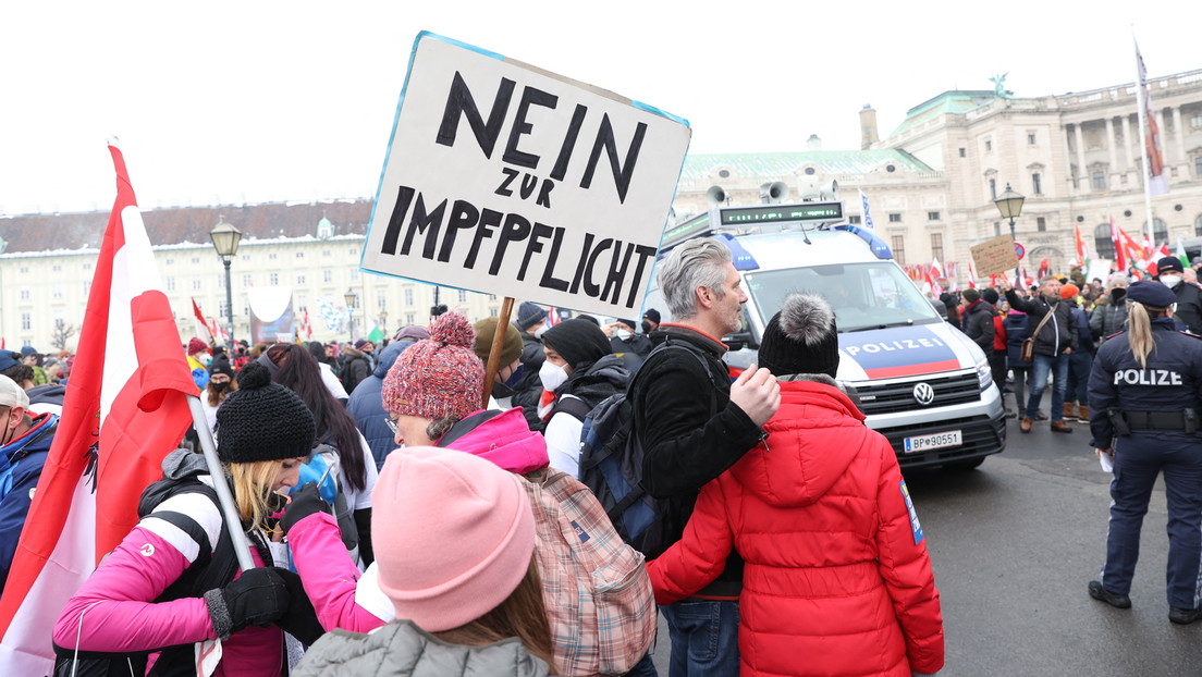 LIVE: Protest in Wien gegen die Corona-Politik in Österreich