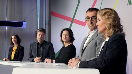 Linke beklagt zu wenige Ostdeutsche in neuer Regierung