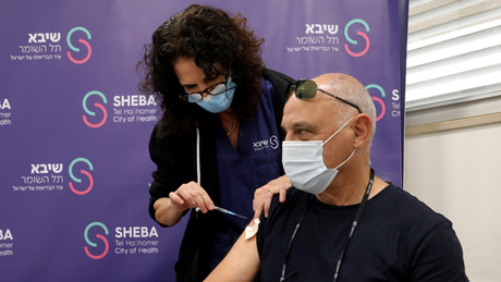 Israel: Studie zur vierten COVID-19-Impfung wird aufgrund fehlender Genehmigung unterbrochen