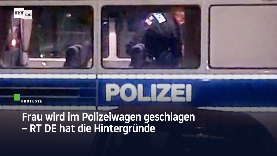 Corona-Spaziergang in Berlin: Frau wird im Polizeiwagen geschlagen