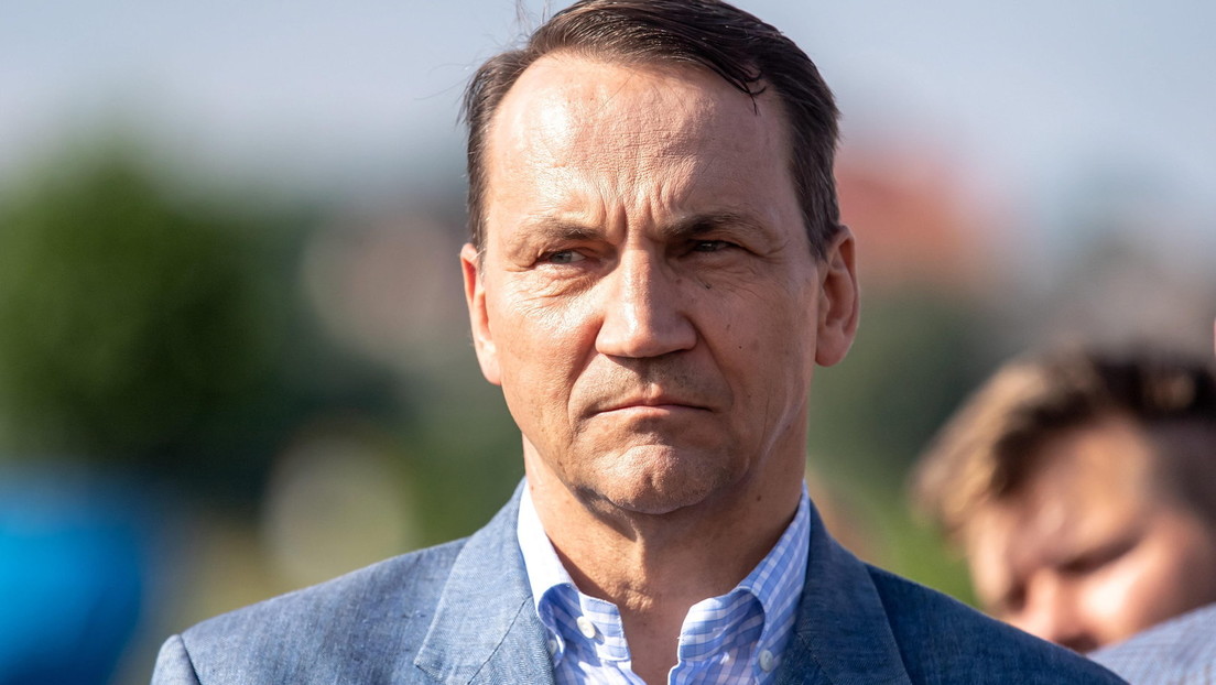 Polnischer Ex-Außenminister: Moskau sei "Serienvergewaltiger", der "Tritt in die Eier" verdient