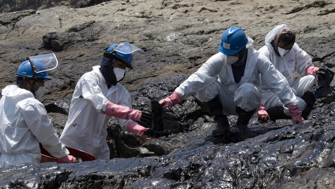 Vulkanausbruch vor Tonga führt zu Erdölleck in Peru: 6.000 Barrel Brennstoff landen im Meer