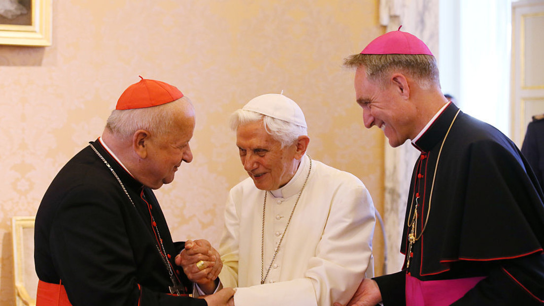 Gutachten zum sexuellen Missbrauch: Papst Benedikt XVI. schützte Täter