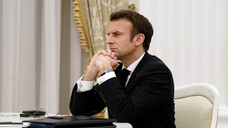 Ehemaliger Chefdiplomat der Ukraine: Macron will die Ukraine "zurechtbiegen"