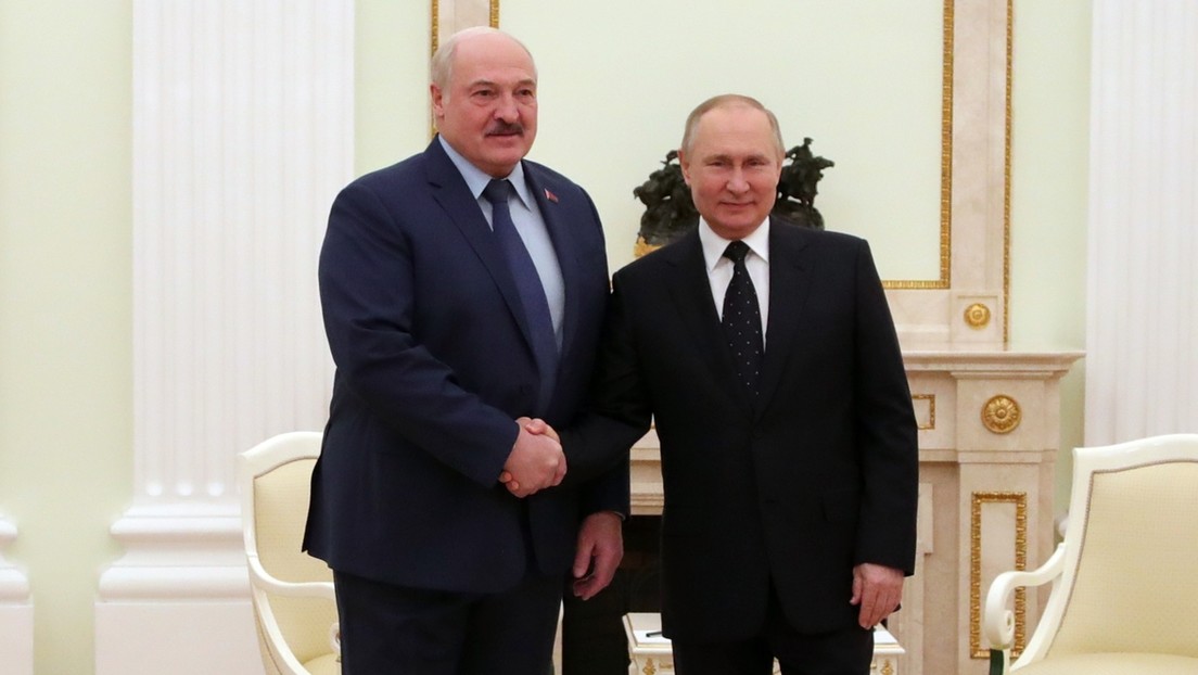 Live-Ticker zum Ukraine-Krieg: Putin trifft Lukaschenko / Nationalisten sprengen Reaktor in Charkow