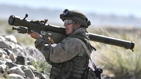 Noch mehr Waffen an die Ukraine: Deutschland liefert Flugabwehrraketen