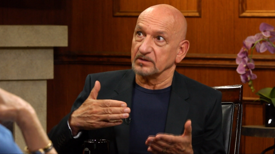 Логотип передачи larry king live png. Ларри дэвис. Бургер кинг ребрендинг 2020. Студия ларри кинга. King now.