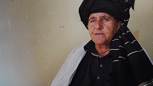 Мужская жизнь Хокмины. Как женщина решает межплеменные споры в Афганистане