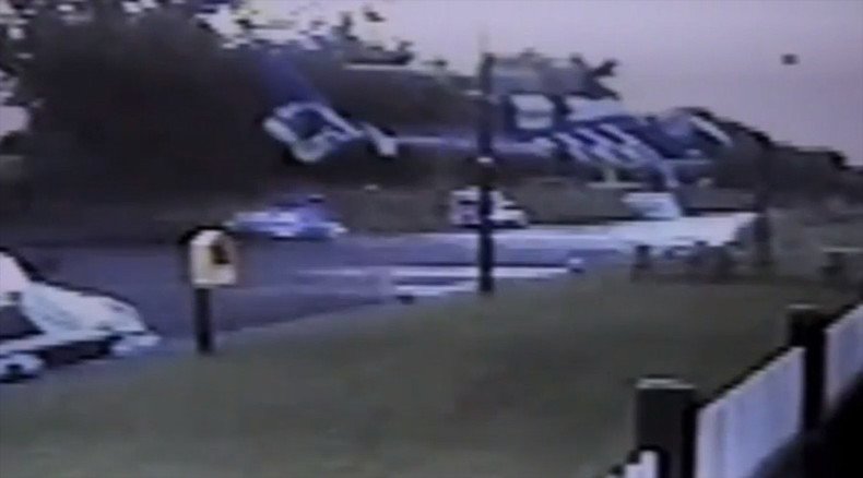 British helicopter pilot drops into Irish pub… literally! (VIDEO)