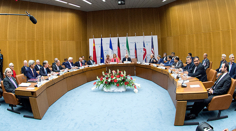 ‘Deal or war’: Is doomed dollar really behind Obama’s Iran warning?
