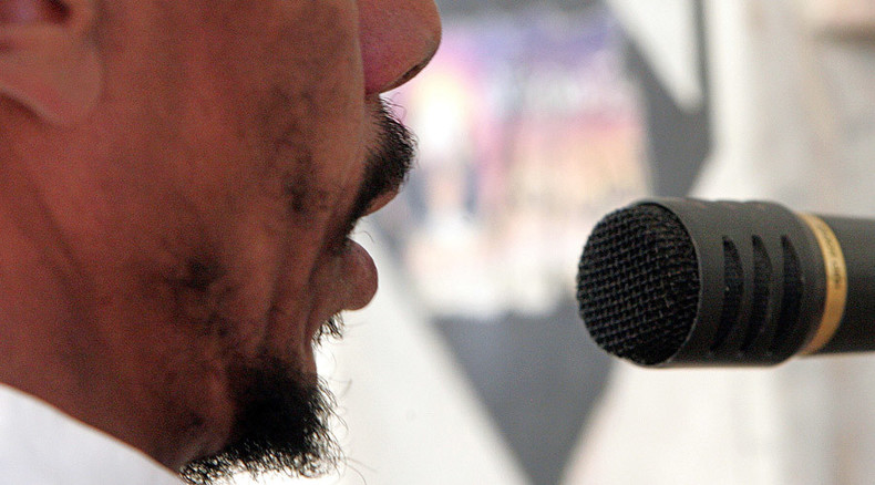 ‘Better than Facebook!’ Egyptian cleric suspended for altering dawn prayer call