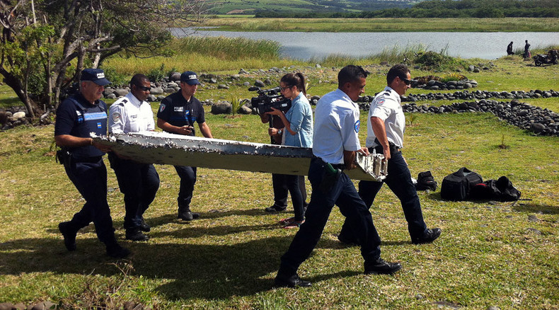 French probe confirms debris found on Reunion Island definitely from MH370