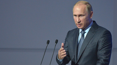 Putin: People flee from Syria because of ISIS, not Assad regime