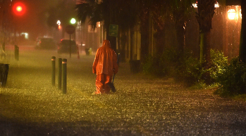 US East Coast plagued by rainfalls & gusty winds (PHOTOS, VIDEO)