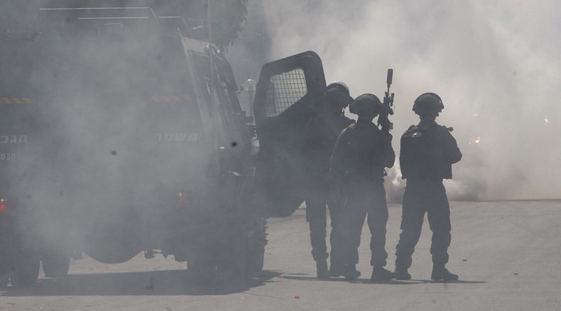 6 Israelis, including IDF soldier, injured in stabbings amid renewed violence