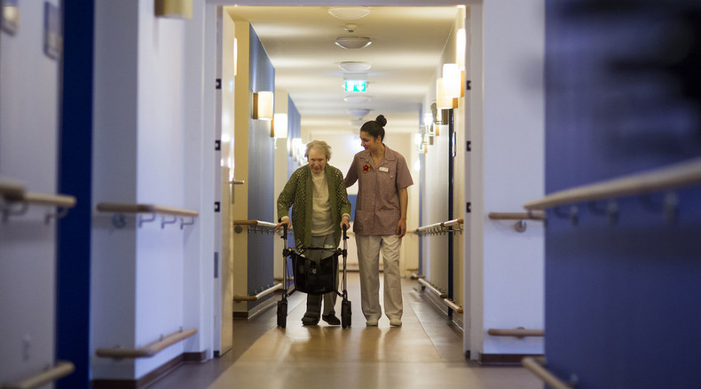 37,000 beds in British care homes cut by 2020 – report