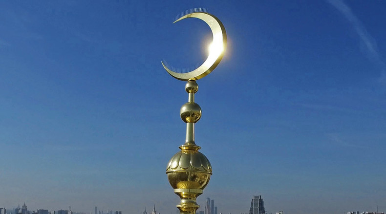 Russian region to distribute anti-ISIS book among Muslim clerics & civil servants