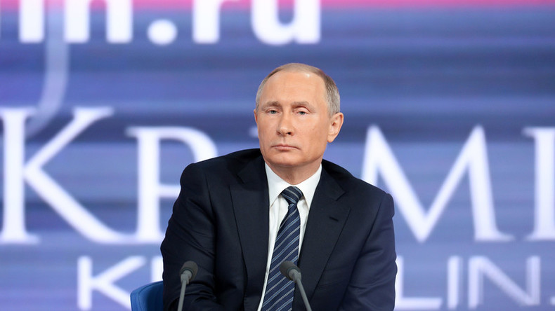 Putin wraps up 2015: Three hours of questions, 1,400 journalists & one star of the show