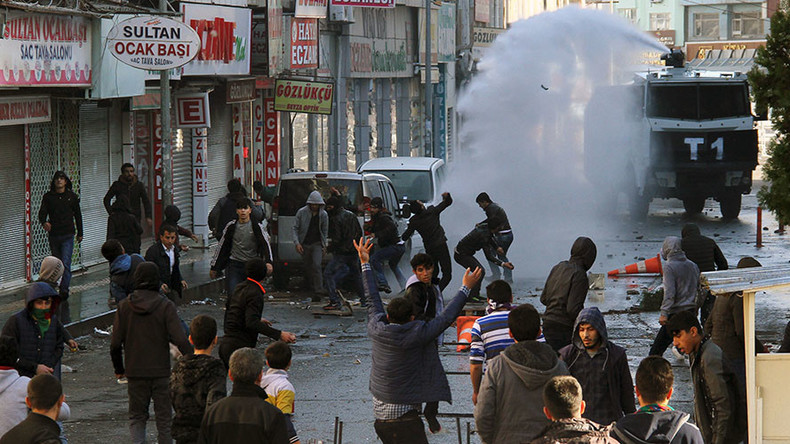 Turkish Kurds demand autonomy as Ankara continues crackdown in southeast