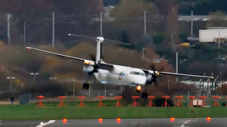 Mad props: Regional pilots make miraculous landings in strong UK winds (VIDEO)